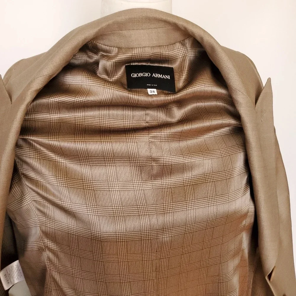 Giorgio Armani Wool Silk Blazer Womens Size 38 Beige Tan Lined Jacket 2 Button - Picture 13 of 16